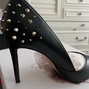 Black studded pump